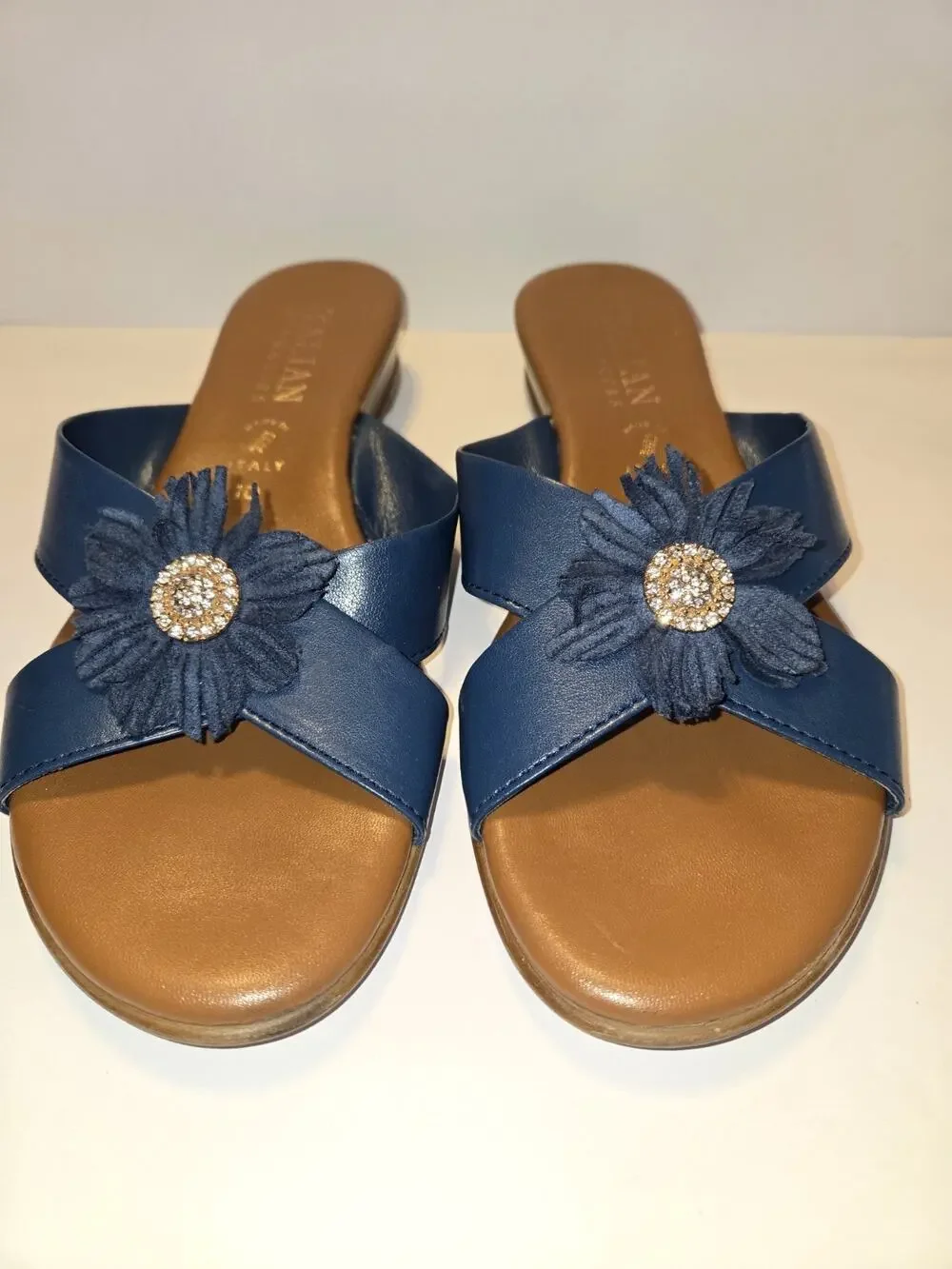 Italian Shoemakers US Womens Size 10 Navy Crossband Slide Sandals Floral Jewel